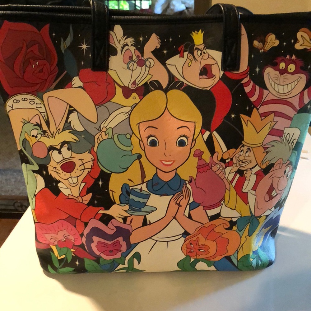 Loungefly Alice In Wonderland Shoulder Bag
